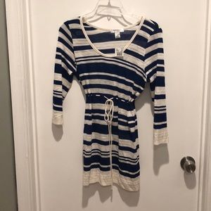 Motherhood Maternity 3/4 sleeve tunic